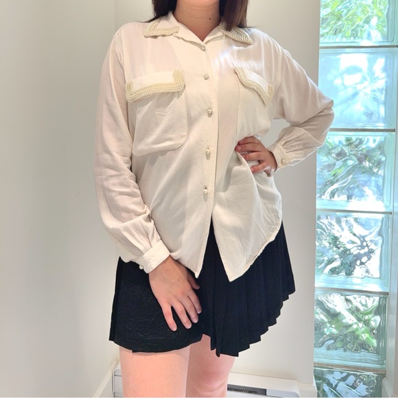 Vintage 1980s Forenza Cream, Rayon, Button-Up Blouse With Faux Pearl Detail - Picture 2 of 11